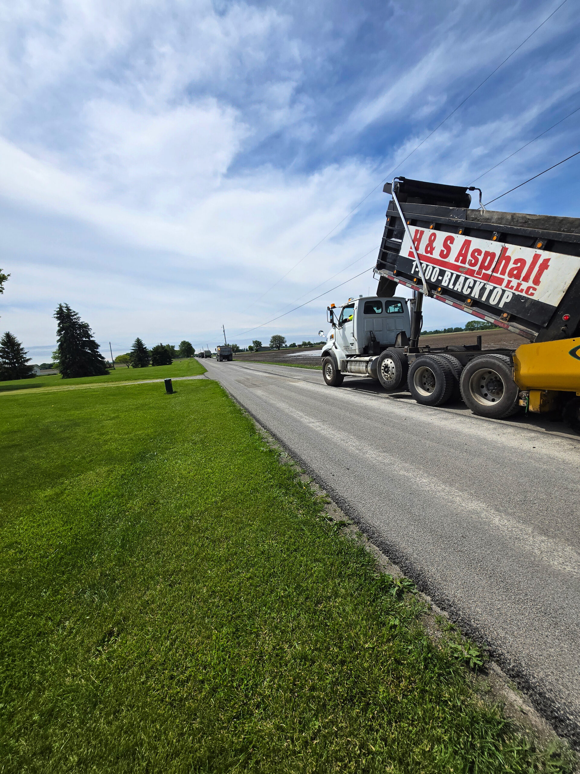 H&S Crew Spreading Asphalt